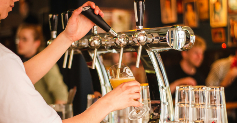 No festival Ponte & Pints há cerveja artesanal e escalada com vista para o Tejo