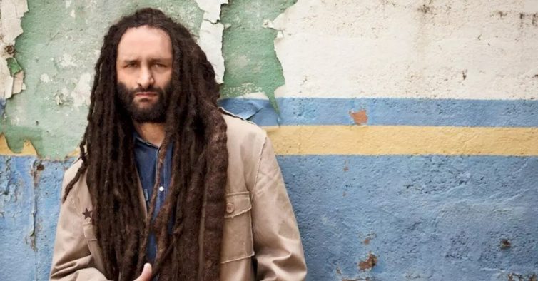 Alborosie: o fenómeno do reggae que cantou com Amy Winehouse vai atuar em Portugal