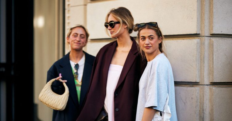 Da Zara à H&M: aqui estão as datas para o início dos saldos de verão em cada marca