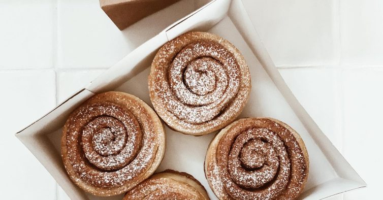 A nova coffee shop de Lisboa junta café do bom, doces veganos e moda