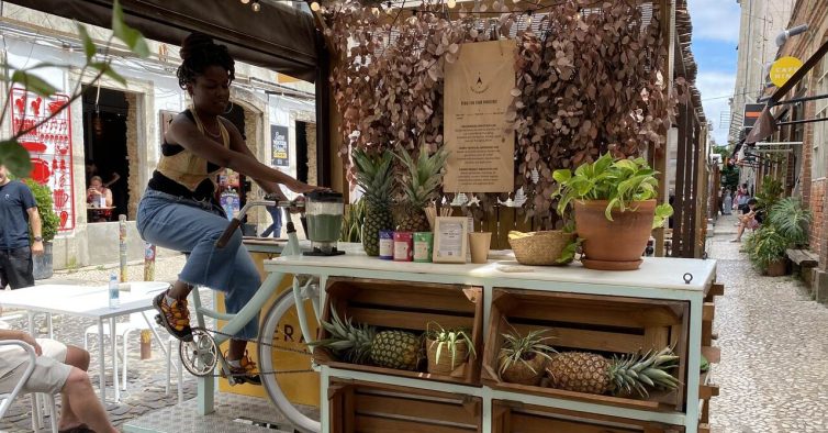 No The Therapist, tem de pedalar se quiser beber um smoothie