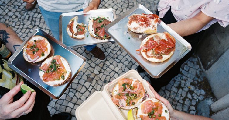 Os bagels Do Beco ganharam uma casa própria perto do jardim da Estrela