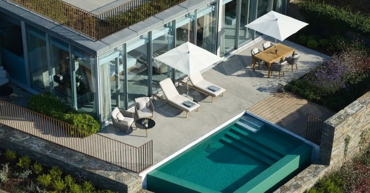 As novas villas com jardim e piscina nos socalcos do Douro