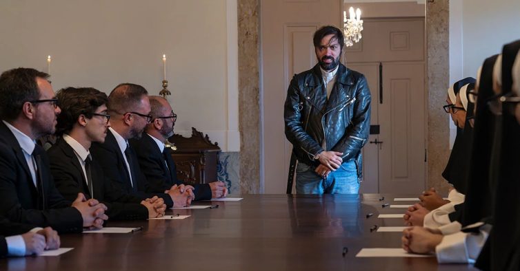 “Salto de Fé”: comédia da RTP com Diogo Valsassina regressa esta terça-feira